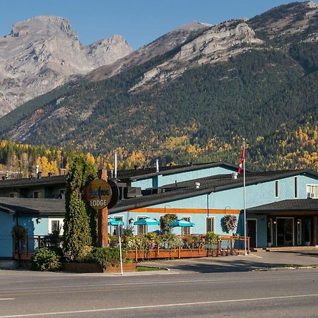 Red Tree Lodge Fernie Exterior photo