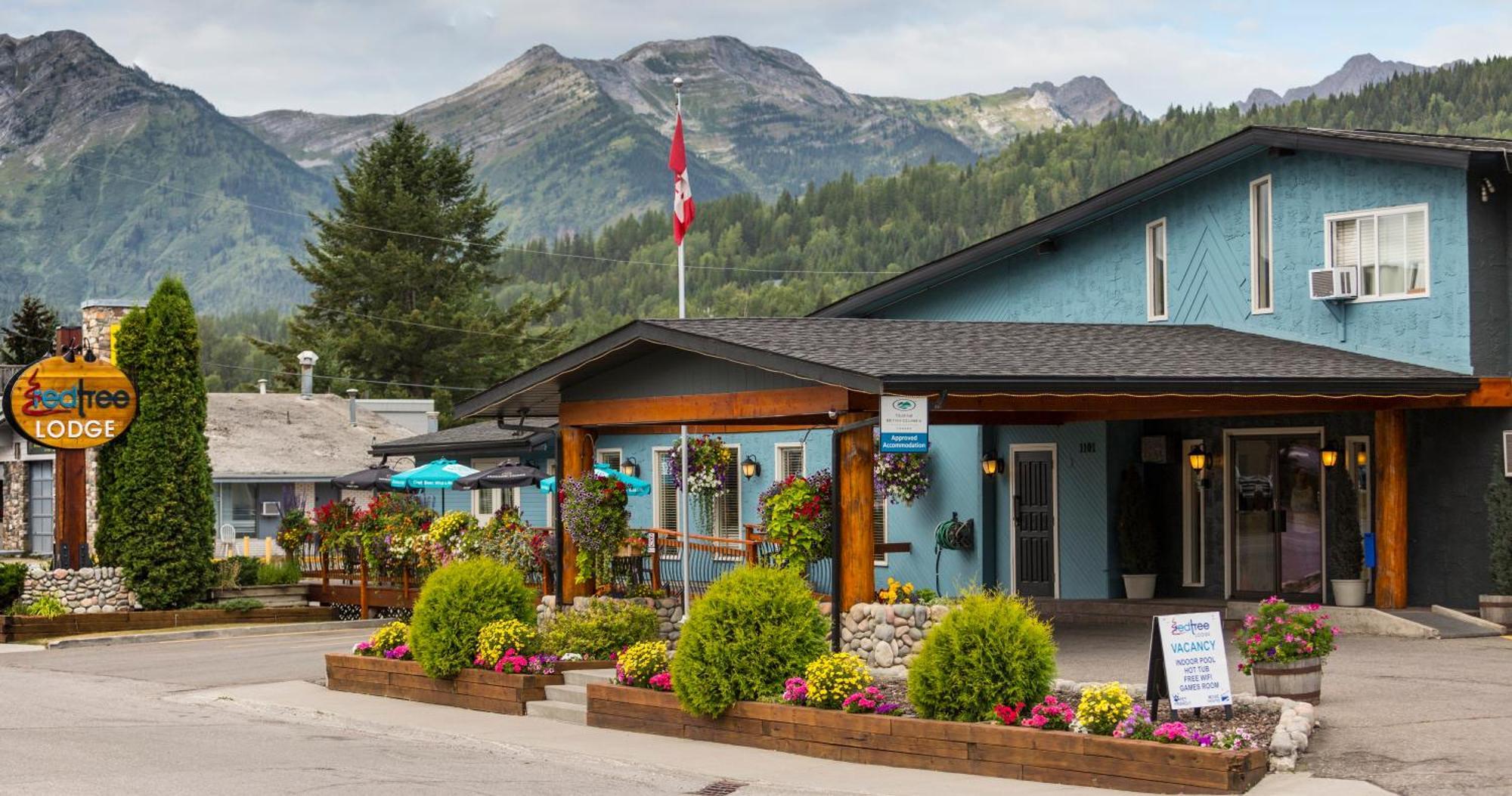 Red Tree Lodge Fernie Exterior photo